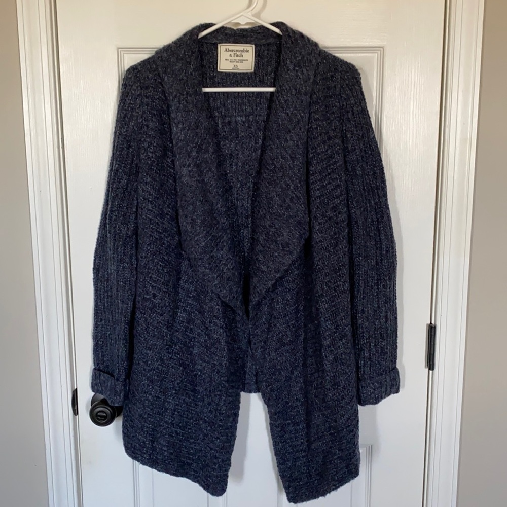 Abercrombie & Fitch Drapey Blanket Shawl Cardigan